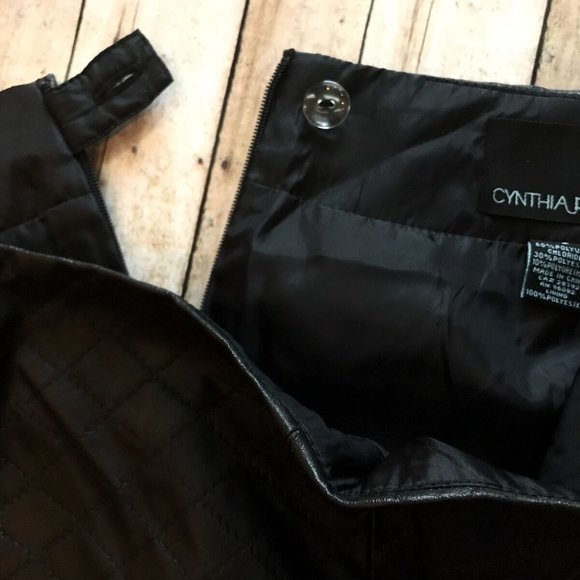 Cynthia Rowley Quilted Faux Leather Mini Skirt - Picture 3 of 3